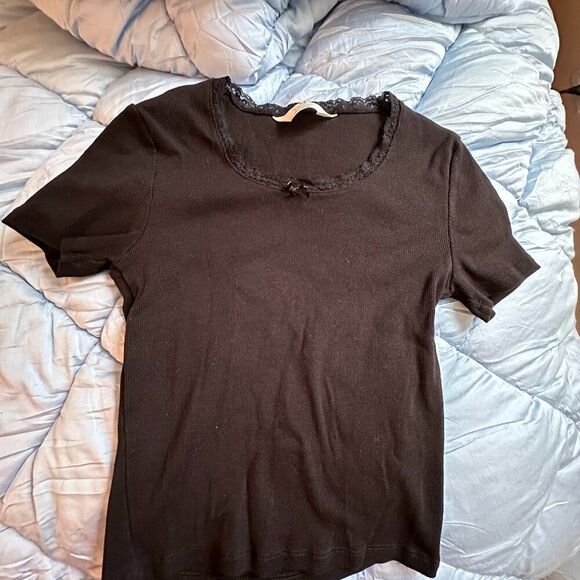 H&M Girls Black Baby Tee Size 20 LIKE NEW - Picture 1 of 4